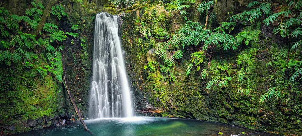 salto do prego waterfall azores